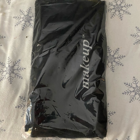 Set of 2 make up towels by Comphy - Picture 5 of 6